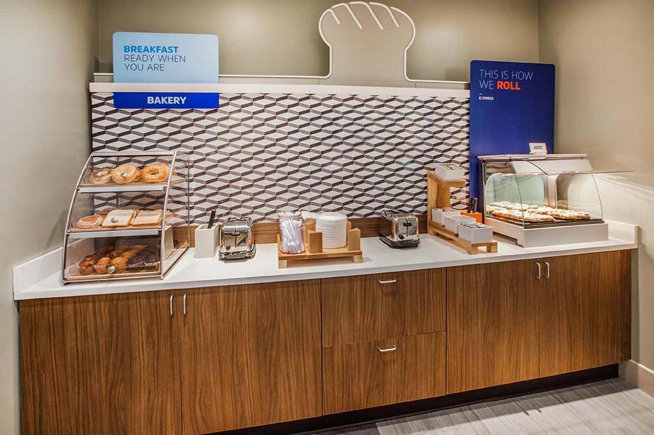 Holiday Inn Express & Suites Seattle - City Center Εξωτερικό φωτογραφία
